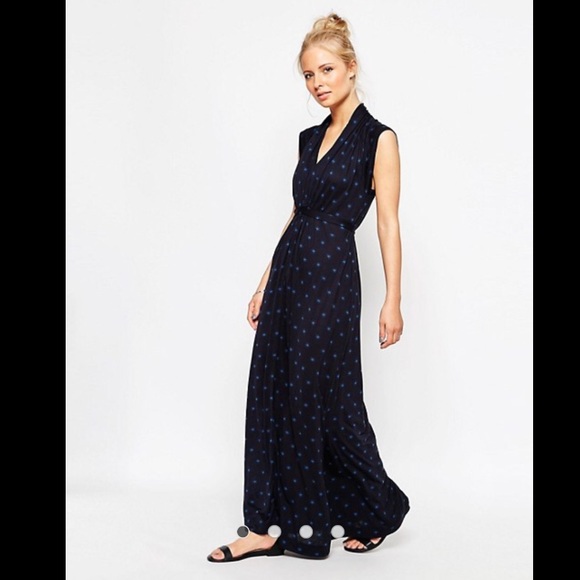 French Connection Dresses & Skirts - French Connection / Night Sky Star Maxi 🌟 NWT
